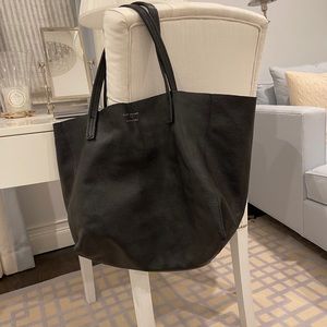 KURT GEIGER BLACK TOTE BAG
